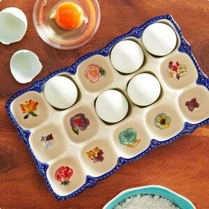 New Pioneer Woman Egg Holder